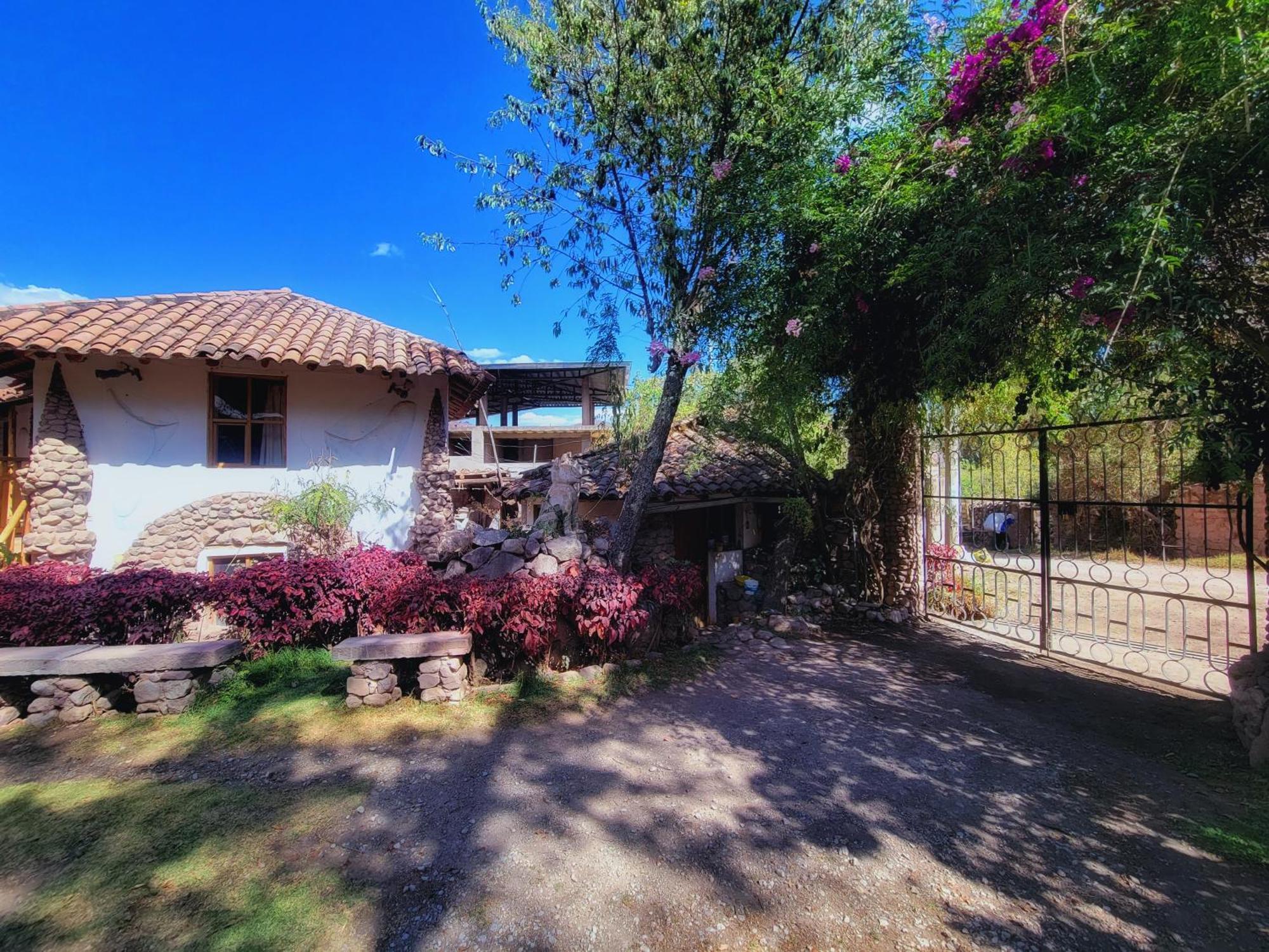 Casa De Campo Retreat Center Урубамба Экстерьер фото