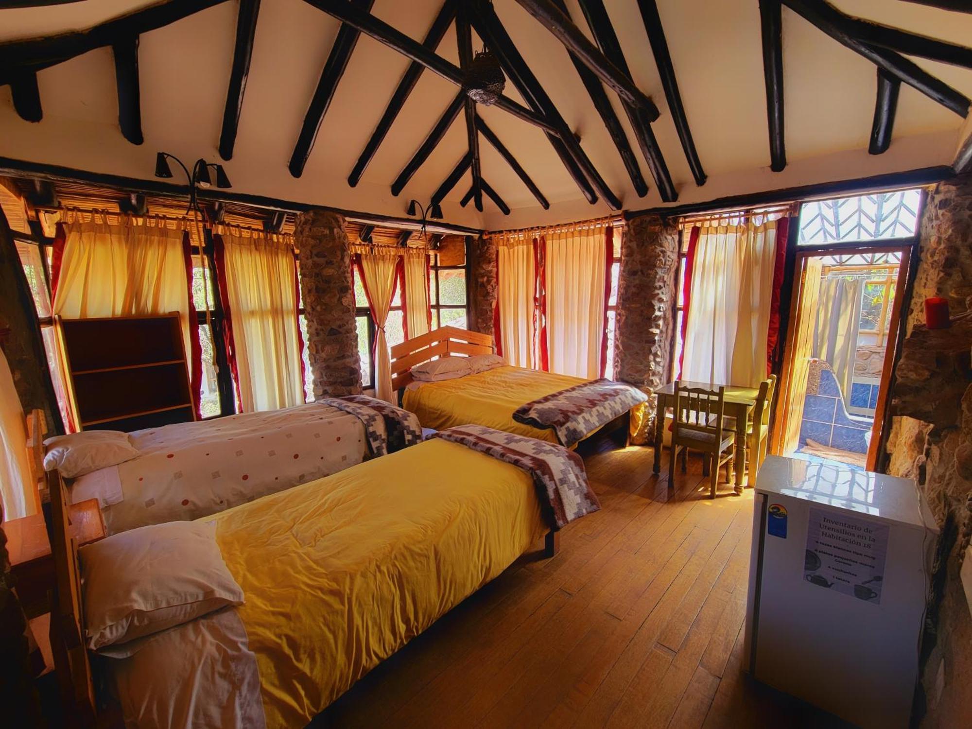 Casa De Campo Retreat Center Урубамба Экстерьер фото